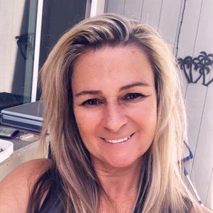 Meet your Posher, Carolyn